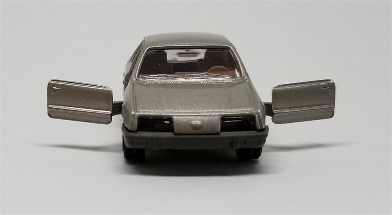 Illustration for article titled Surprise Saturday: Corgi Ford Sierra 2.3 Ghia promotional model - and hoard sale update